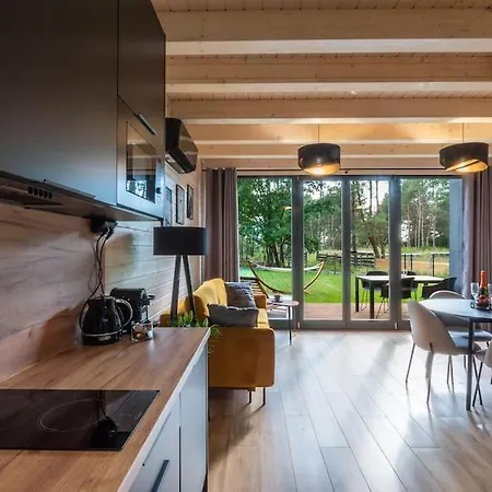 Po Prostu Piekna! Nad Jeziorem Feriehus